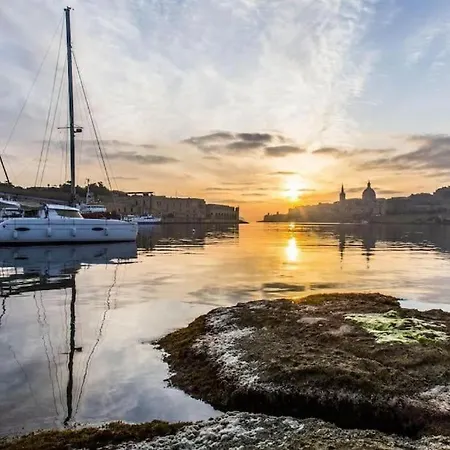 Apartmán Designer, Fully Equipped 3br In W/wifi By 360 Estates *