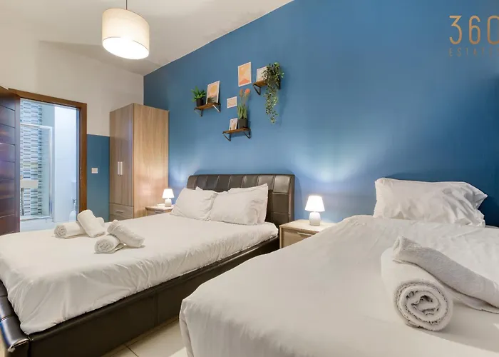 Designer, Fully Equipped 3br In W/wifi By 360 Estates Gzira