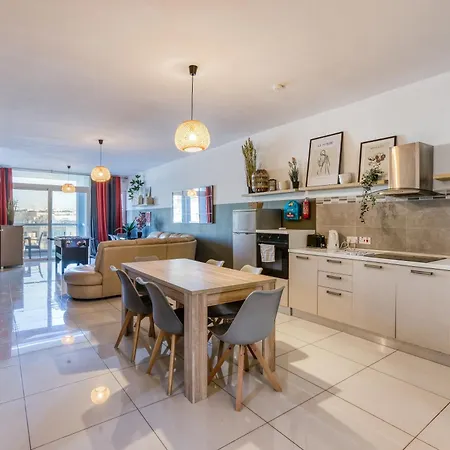 Appartement Designer, Fully Equipped 3br In W/wifi By 360 Estates Gzira