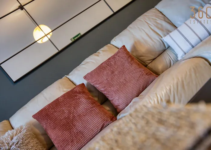 Apartament Designer, Fully Equipped 3br In W/wifi By 360 Estates *