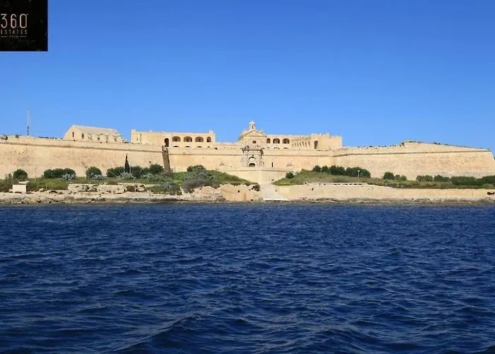 Designer, Fully Equipped 3br In W/wifi By 360 Estates Apartament *